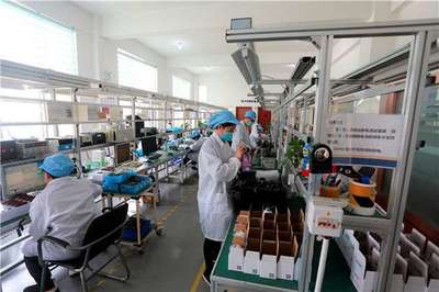 25家軟件工程技術(shù)中心賦能，助力威海企業(yè)開(kāi)拓市場(chǎng)新藍(lán)海